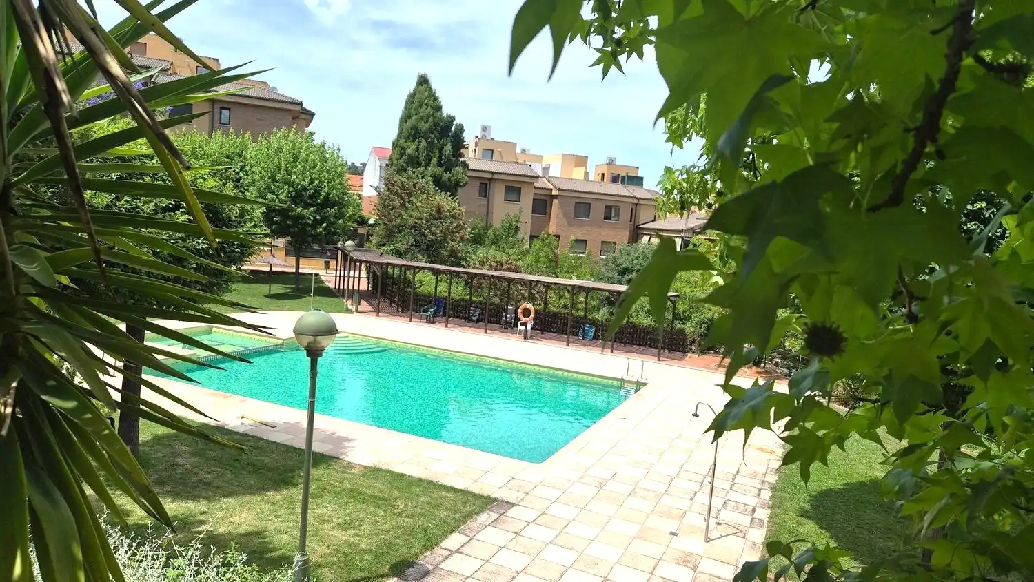 Schwimmbecken von Wohnungen zur Miete in Cáceres mit Klimaanlage, Heizung und Terrasse
