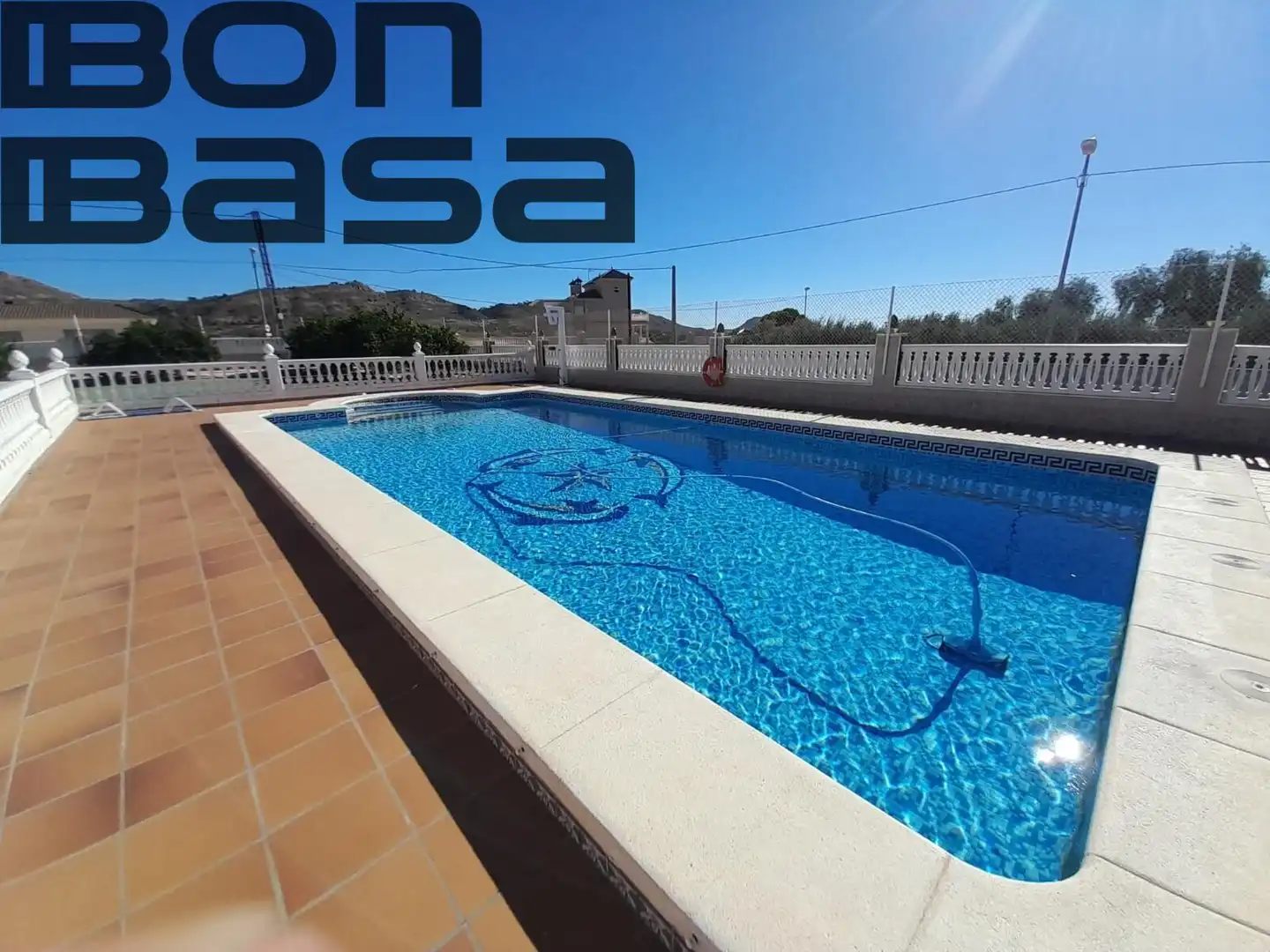 Piscina de Casa o xalet en venda en Alicante / Alacant amb Aire condicionat, Jardí privat i Piscina