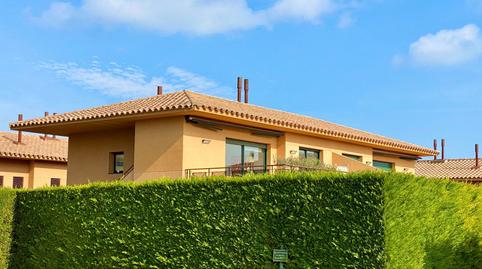 Foto 5 de Apartament en venda a Josep Maria de Ventós, Navata, Girona