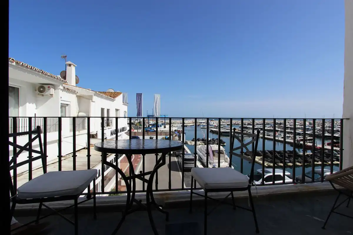 Flat for sale in Puerto Banús