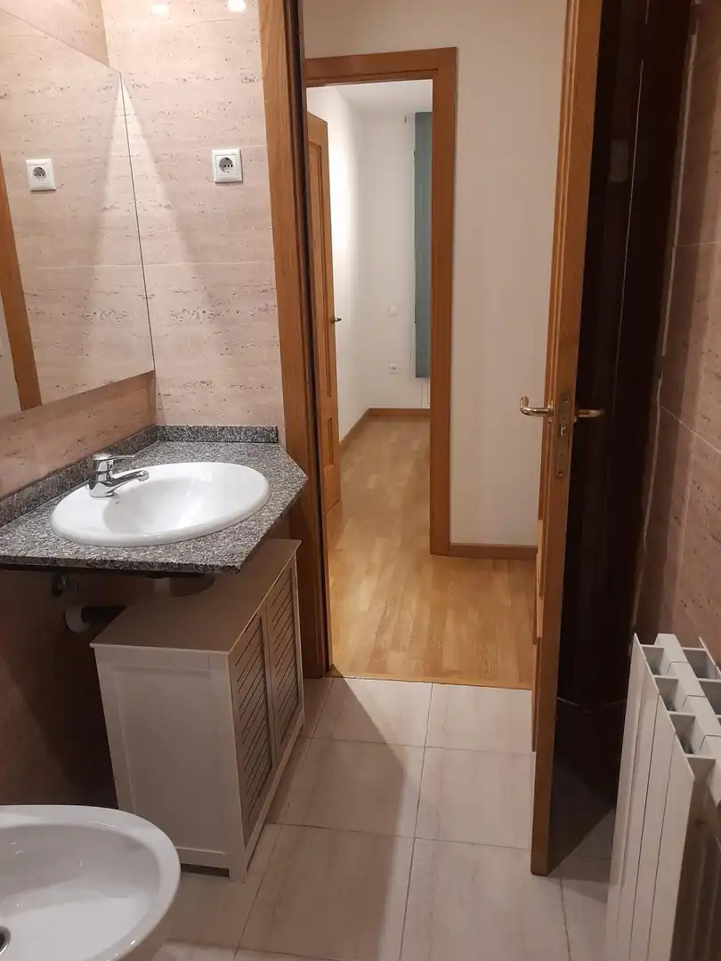 Bathroom of Flat for rent in Mataró  with Heating and Parquet flooring