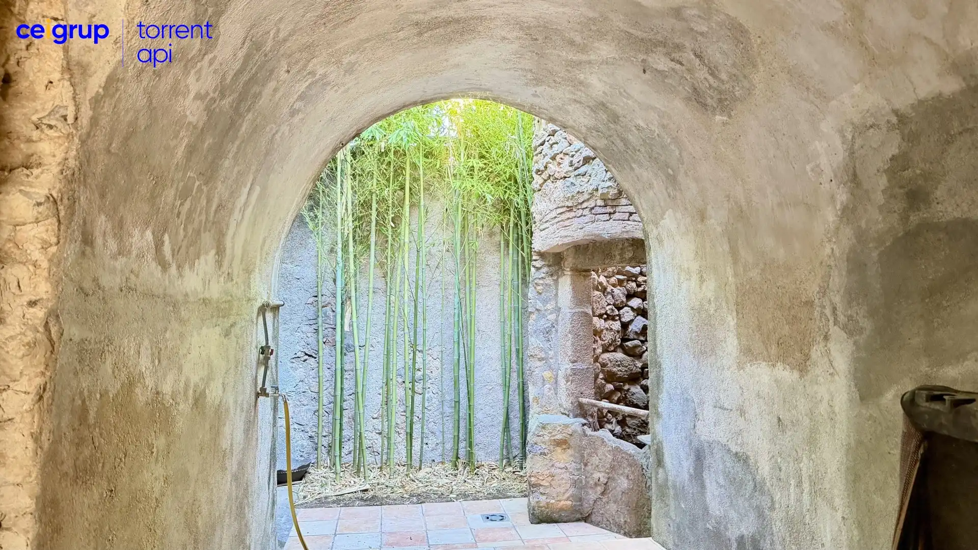 Finca rústica en venda en Bellcaire d'Empordà amb Terrassa i Balcó