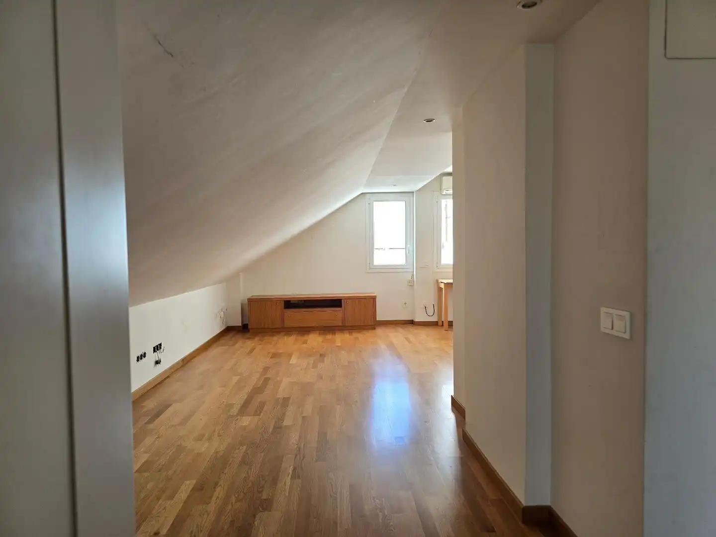 Attic for sale in Barcelona  with Air Conditioner, Heating and Terrace