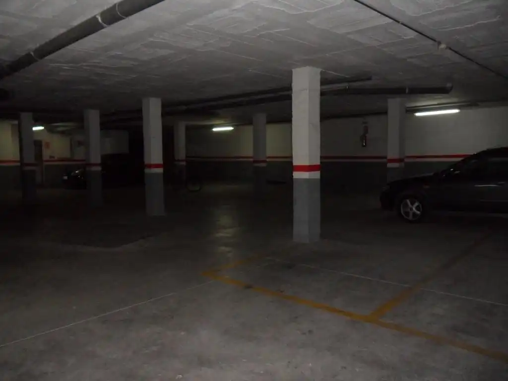 Parkplatz mit Aufzug zum Verkauf in INFLUENCIA RIERA, imagen 3
