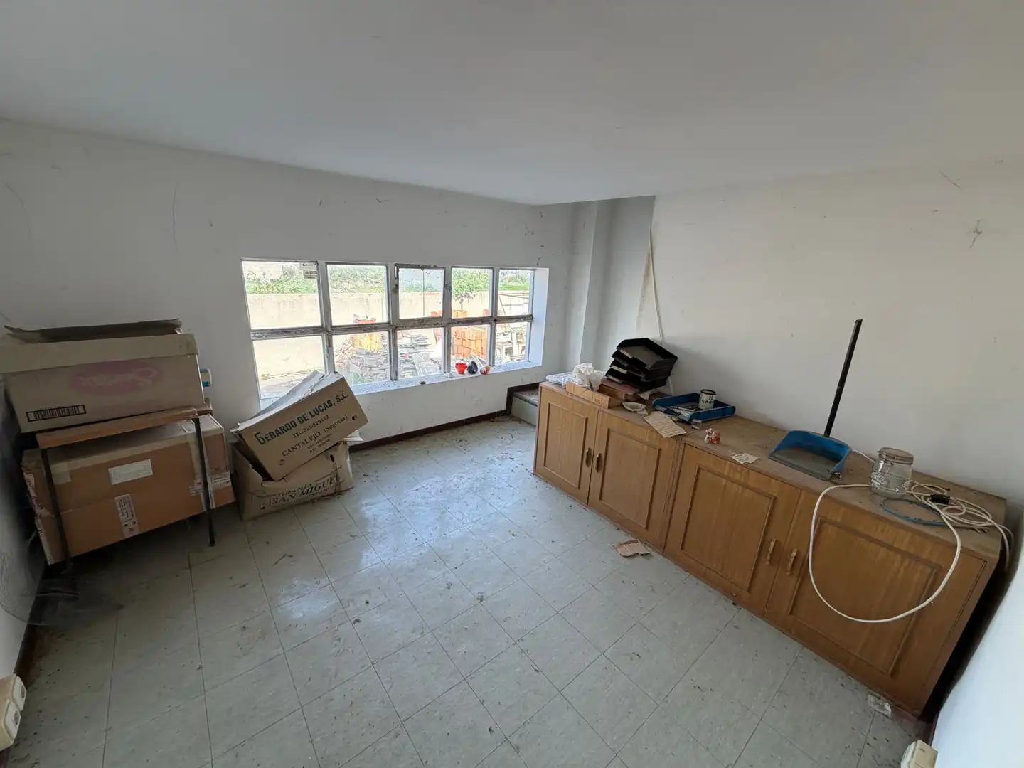 Nave industrial en venta en Ávila