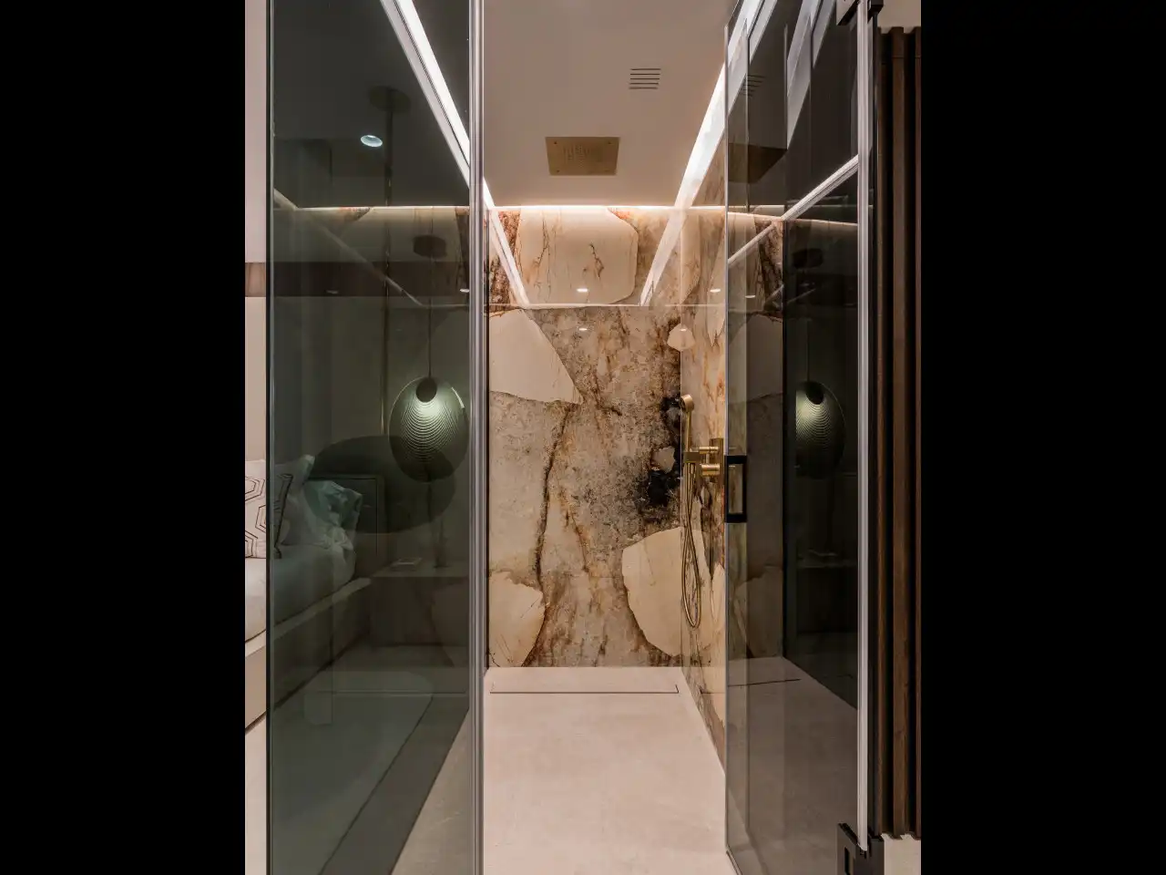 Baño de Piso en venta en Marbella con Aire acondicionado, Calefacción y Terraza