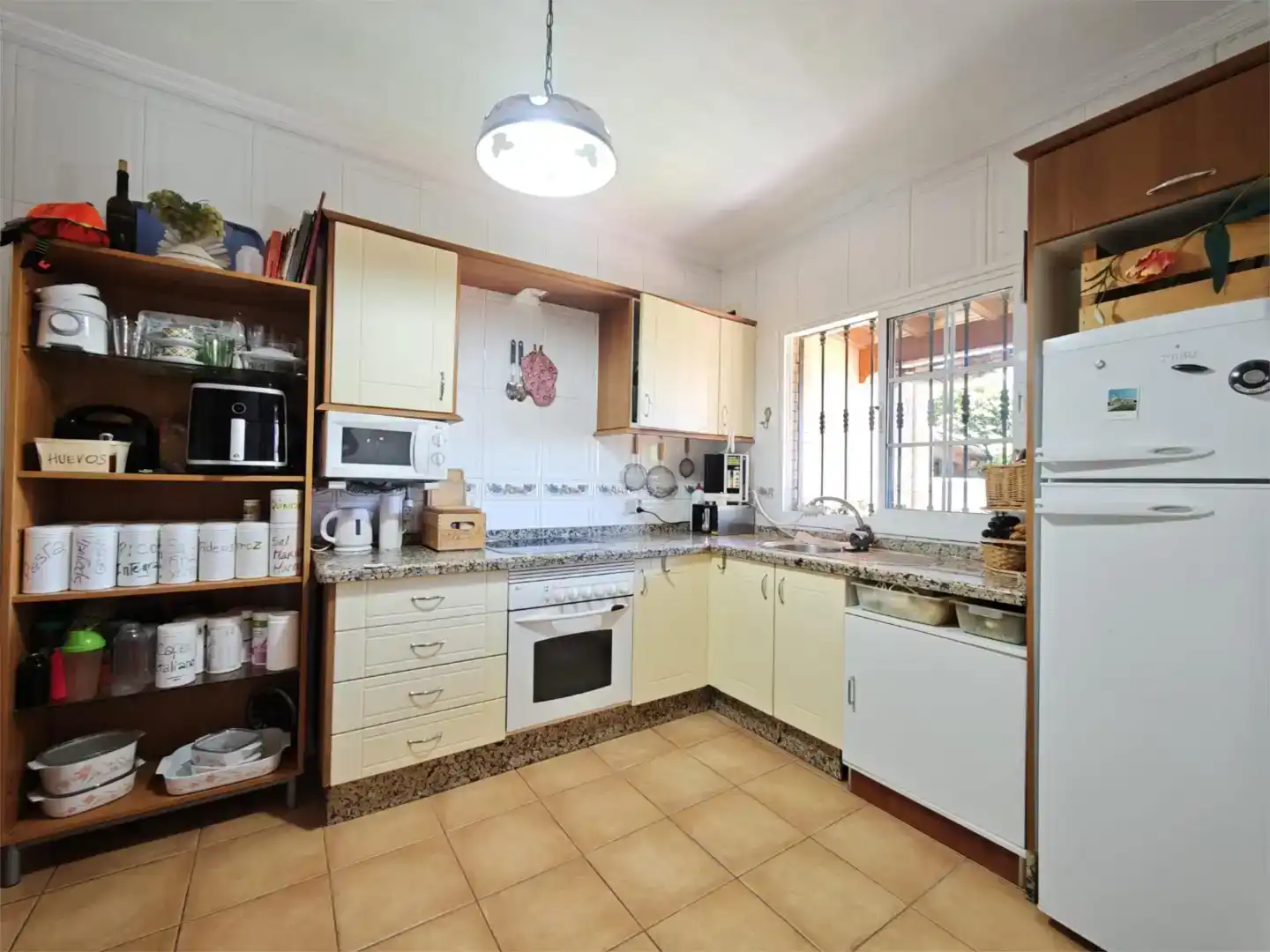 Cocina de Casa o chalet en venta en El Rosario con Jardín privado, Trastero y Piscina