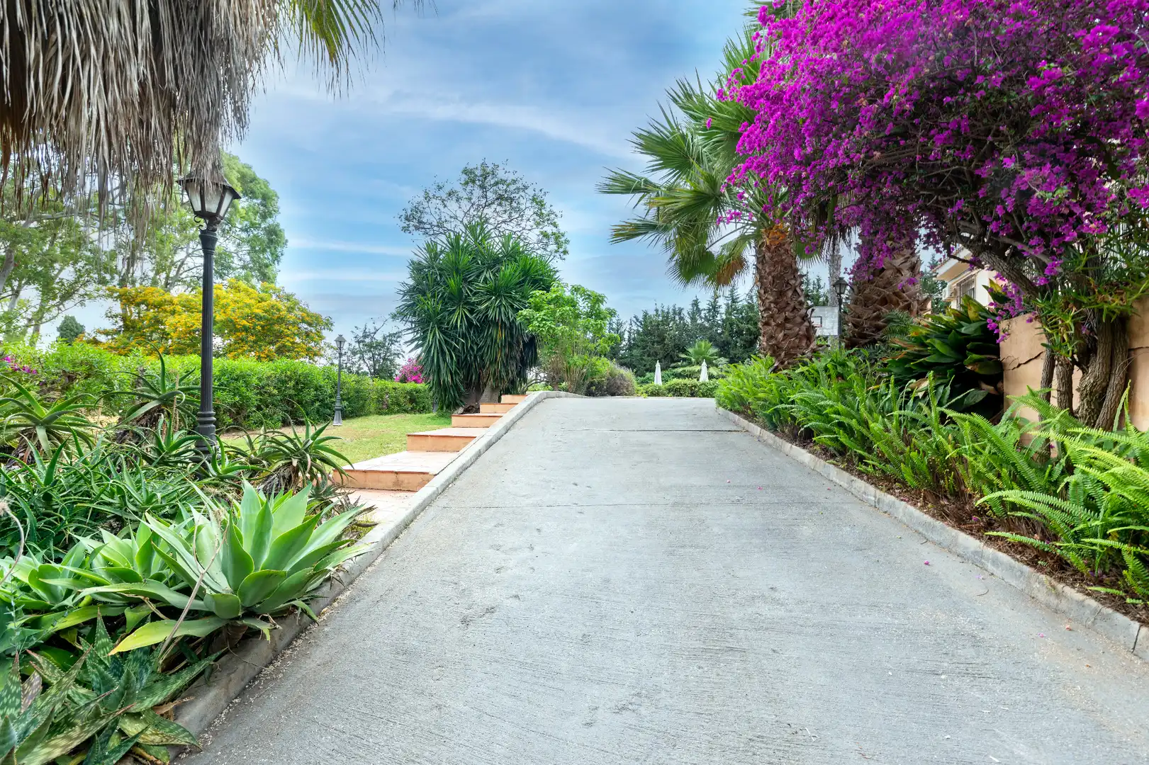 Vista exterior de Casa o chalet en venta en Málaga con Aire acondicionado, Calefacción y Jardín privado