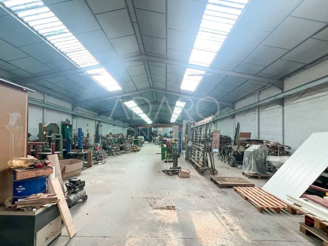 Nau industrial en venda a Avenida Astronomía, Montserrat - Parque Empresarial