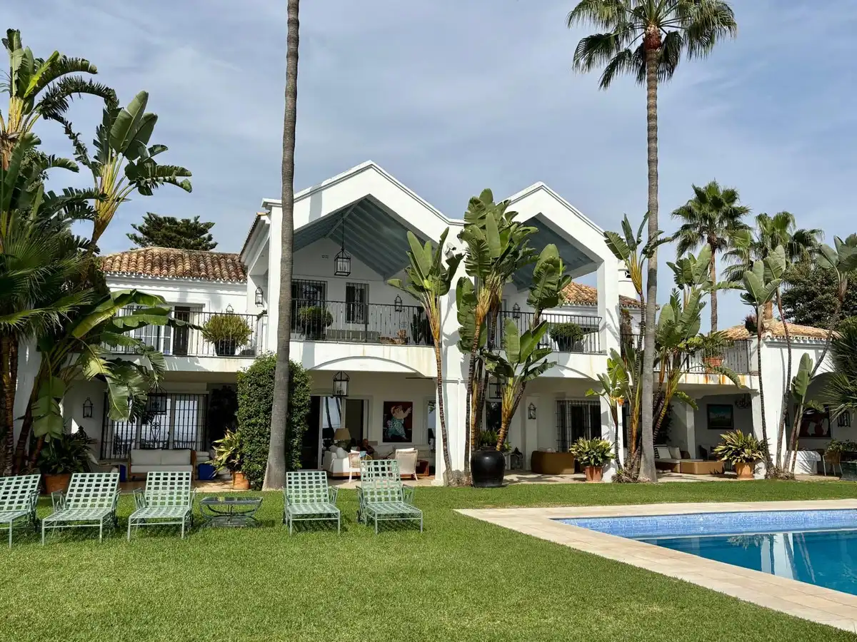 Villa con piscina in vendita a Benamara - Atalaya