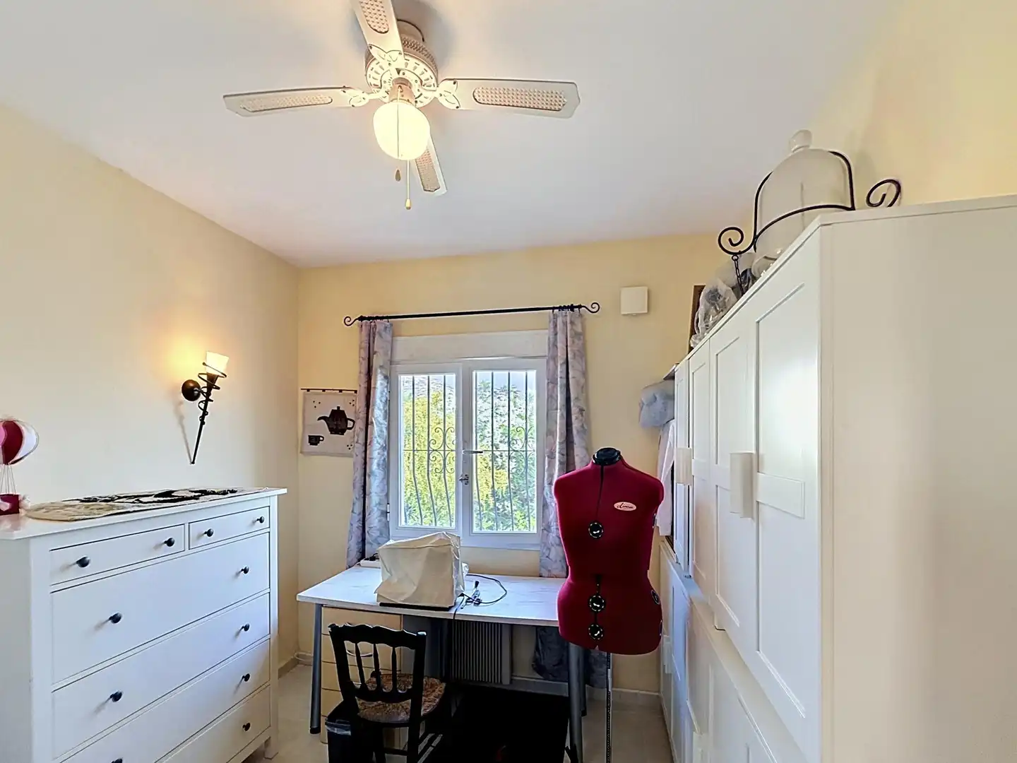 Habitación de Casa o chalet en venta en Benitachell / El Poble Nou de Benitatxell con Aire acondicionado, Calefacción y Jardín privado