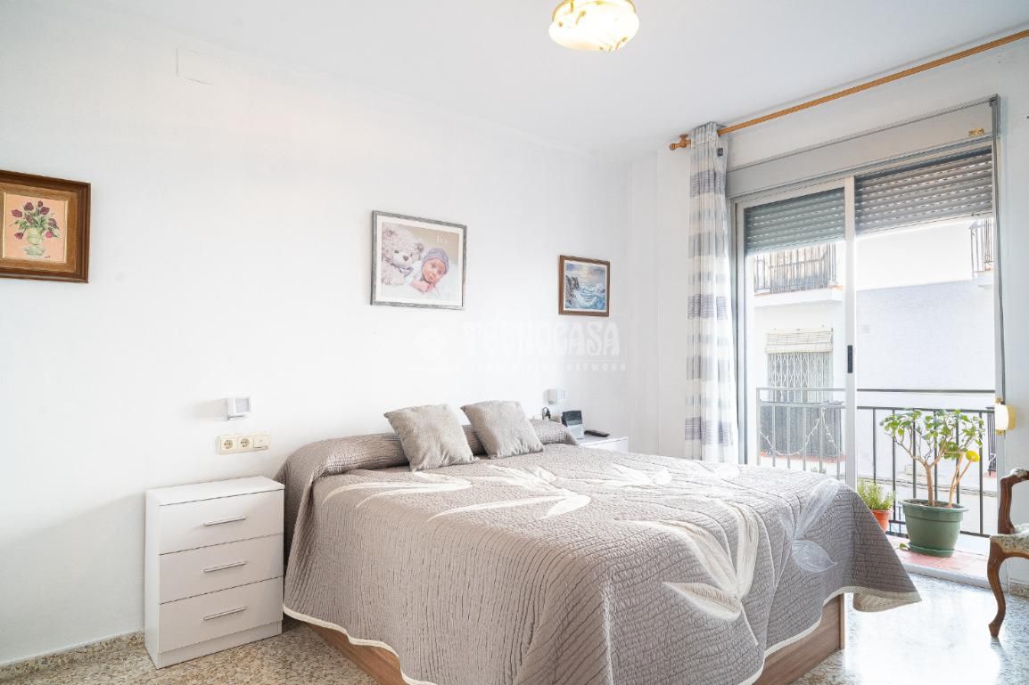 Bedroom of Flat for sale in Salobreña  with Air Conditioner and Balcony