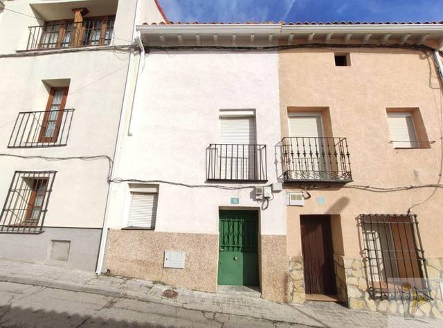 Casa-chalet en Venta en CL SERGIO CABALLERO (DE)  en Pezuela de las Torres