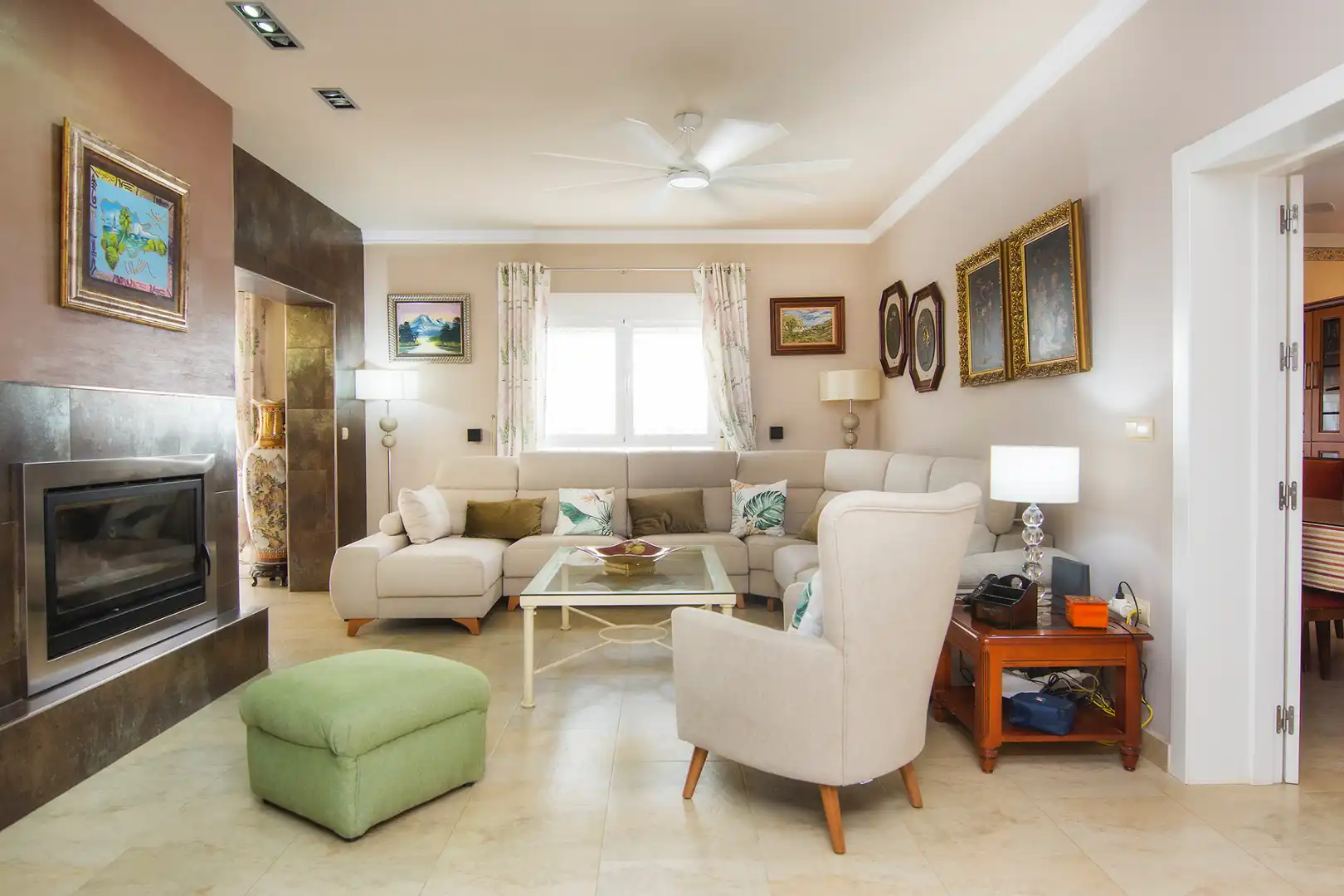 Sala de estar de Casa o chalet en venta en Carboneras con Aire acondicionado, Calefacción y Jardín privado