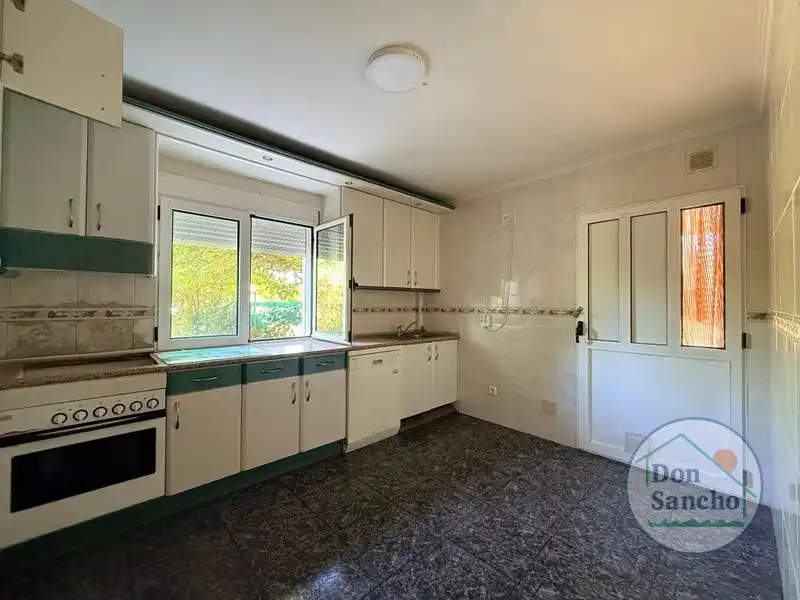 Cocina de Casa o chalet en venta en Traspinedo con Calefacción, Terraza y Trastero