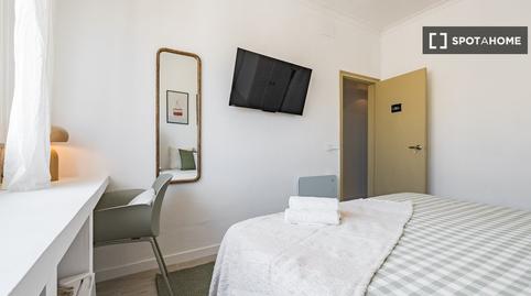 Foto 4 de Piso para compartir en El Camp de l'Arpa del Clot,  Barcelona Capital