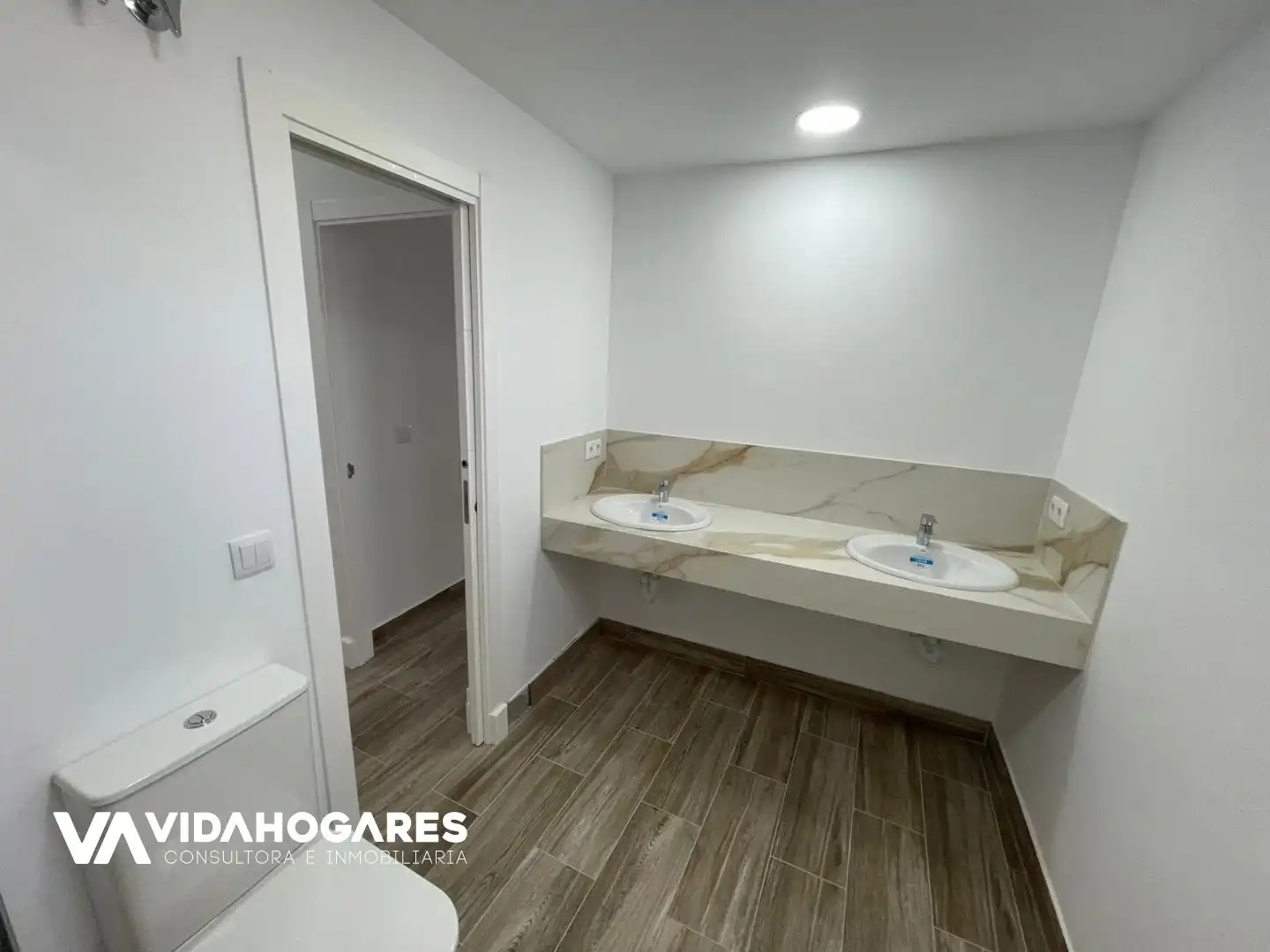 Baño de Piso en venta en Rota