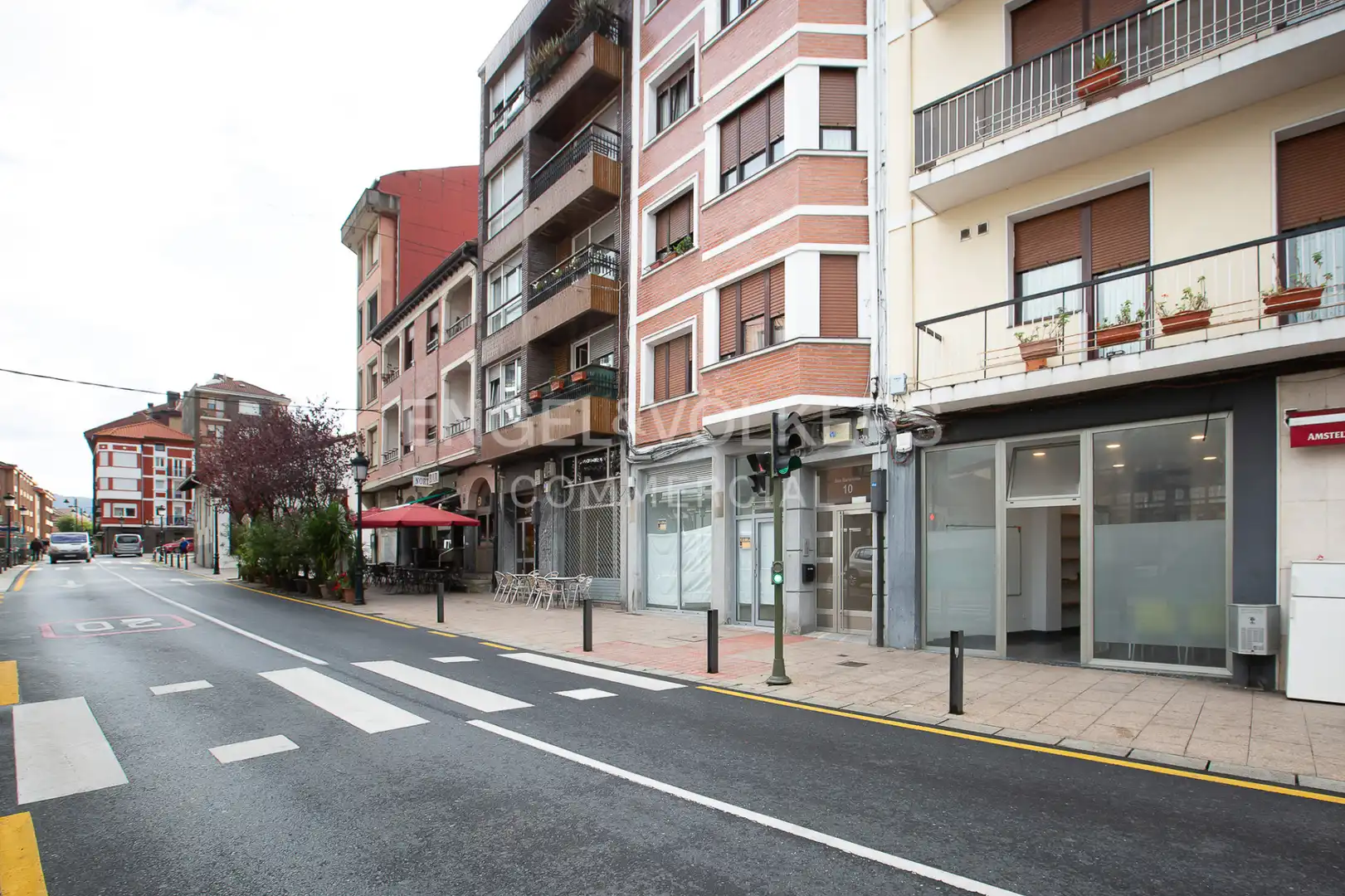 Vista exterior de Local en venda en Gernika-Lumo