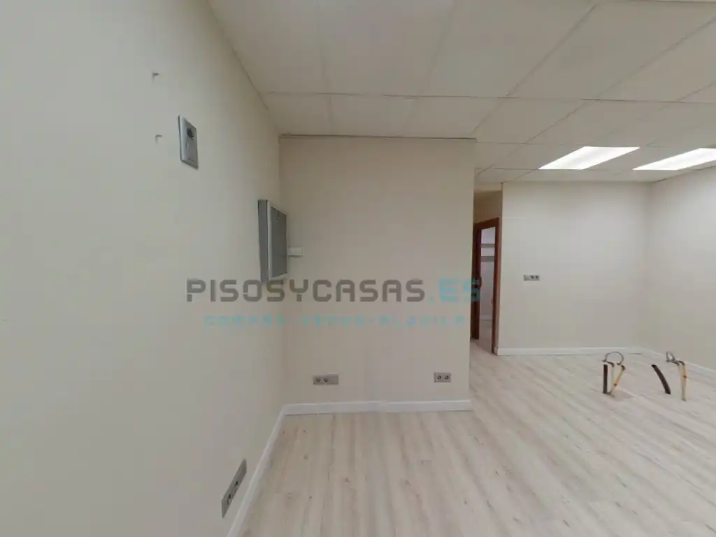 Commercial properties for rent in Zaragoza  with Air Conditioner