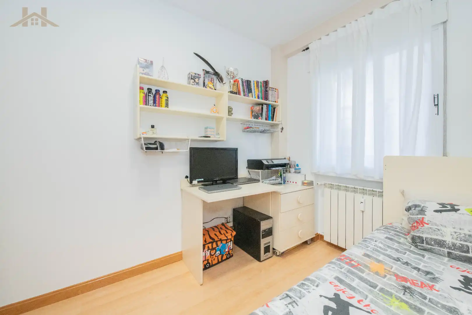 Bedroom of Flat for sale in Alcobendas  with Air Conditioner, Heating and Terrace