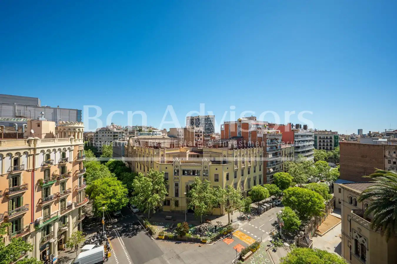 Vista exterior de Ático en venta en Barcelona con Aire acondicionado, Calefacción y Parquet