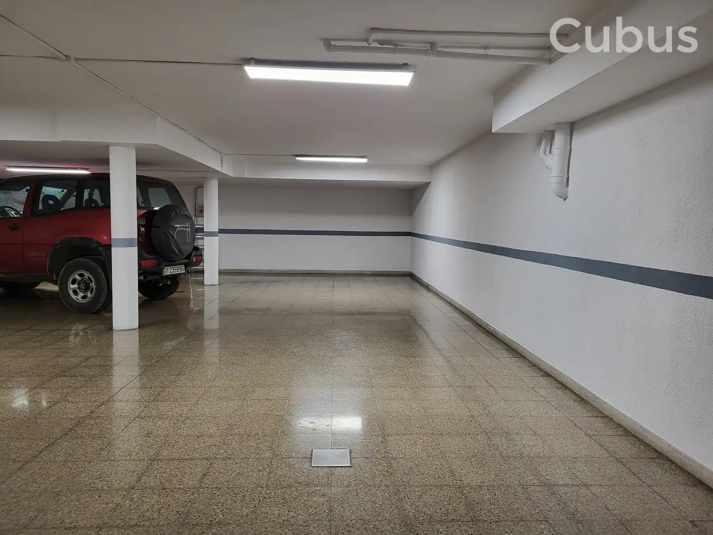 Parking of Houses for sale in Olot  with Air Conditioner, Heating and Terrace