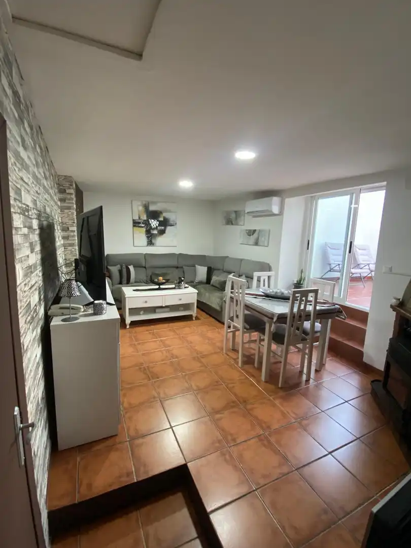 Casa adosada en venta en Rus