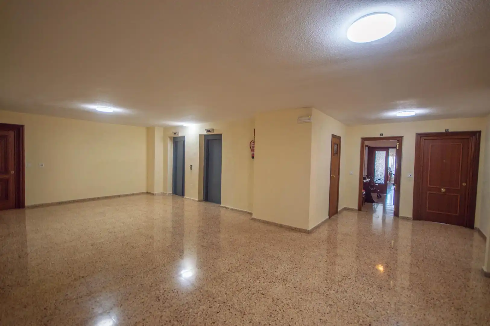 Piso en venta en Alicante / Alacant con Aire acondicionado y Balcón