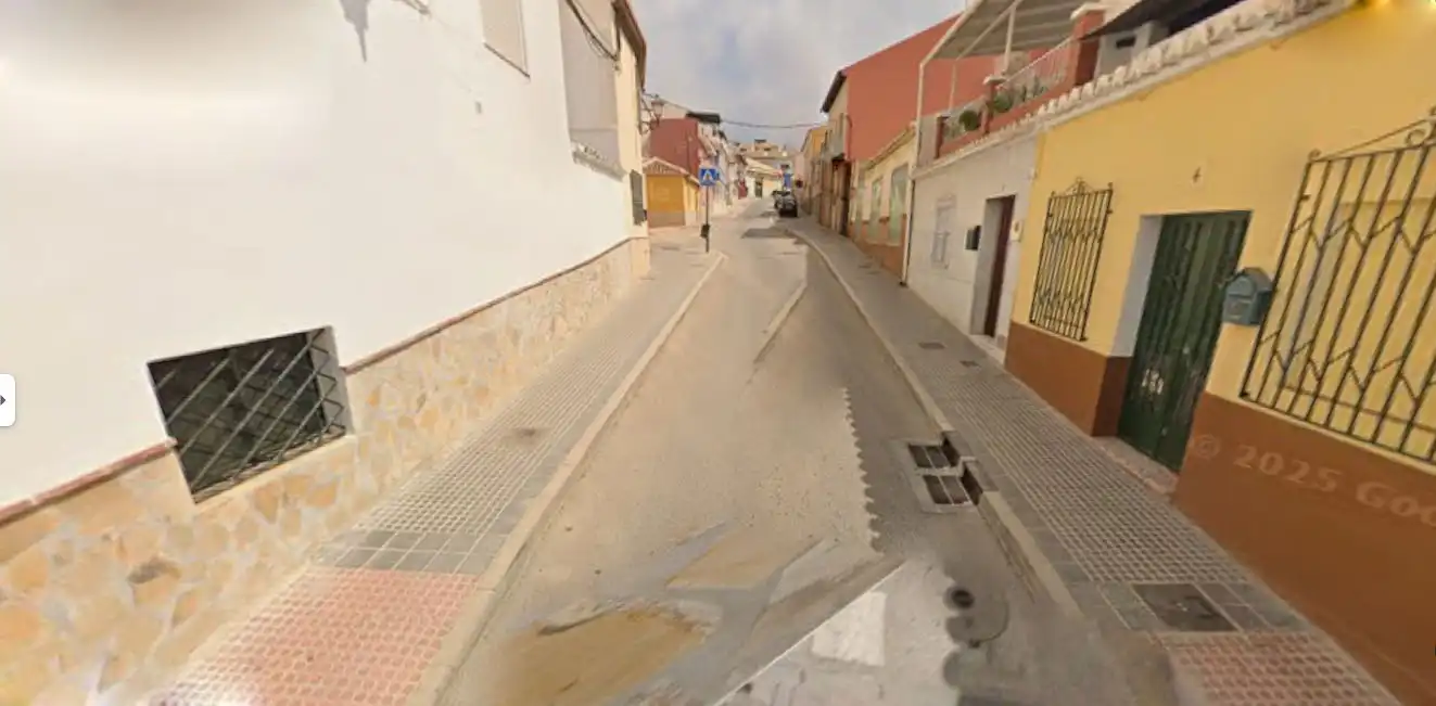 Vista exterior de Nave industrial en venta en Vélez-Málaga