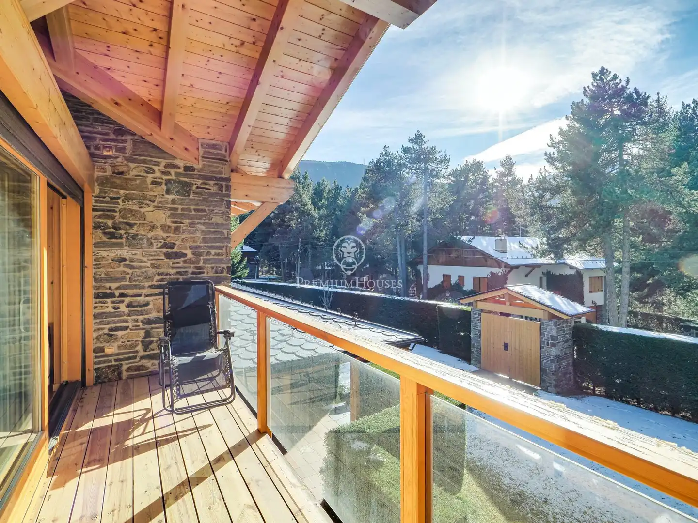 Terrassa de Casa o xalet en venda en Alp amb Calefacció, Jardí privat i Parquet