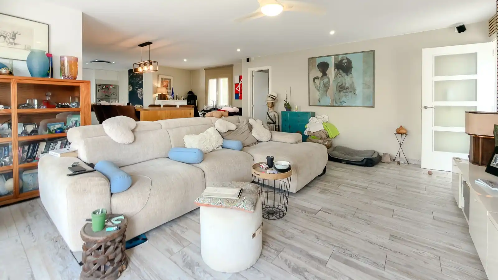 Sala d'estar de Casa o xalet en venda en Torrevieja amb Jardí privat, Terrassa i Traster