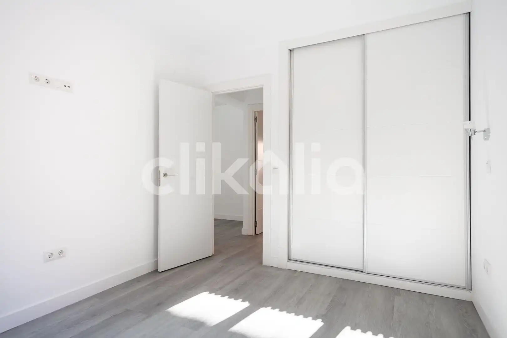 Bedroom of Flat for rent in Puente de Vallecas