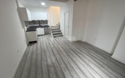 Flat for sale in Meco  with Heating