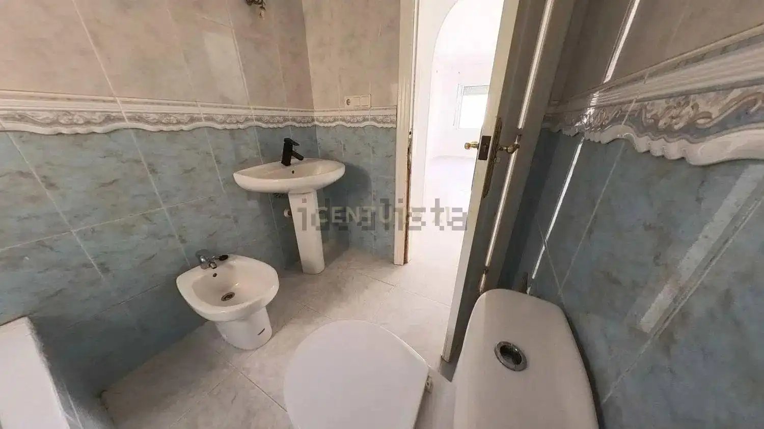 Baño de Casa adosada en venta en Rojales con Piscina comunitaria