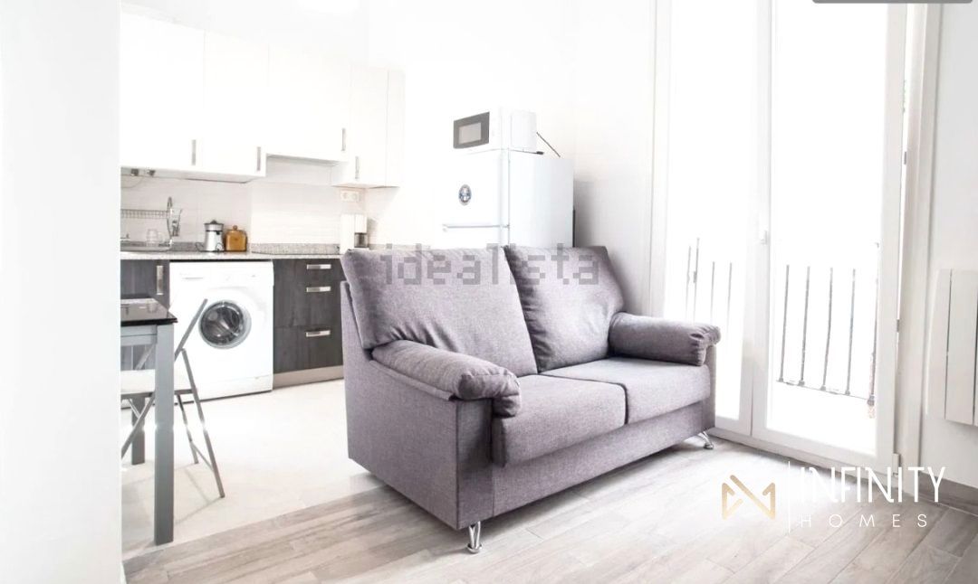 Living room of Flat for sale in Bilbao   with Heating and Balcony
