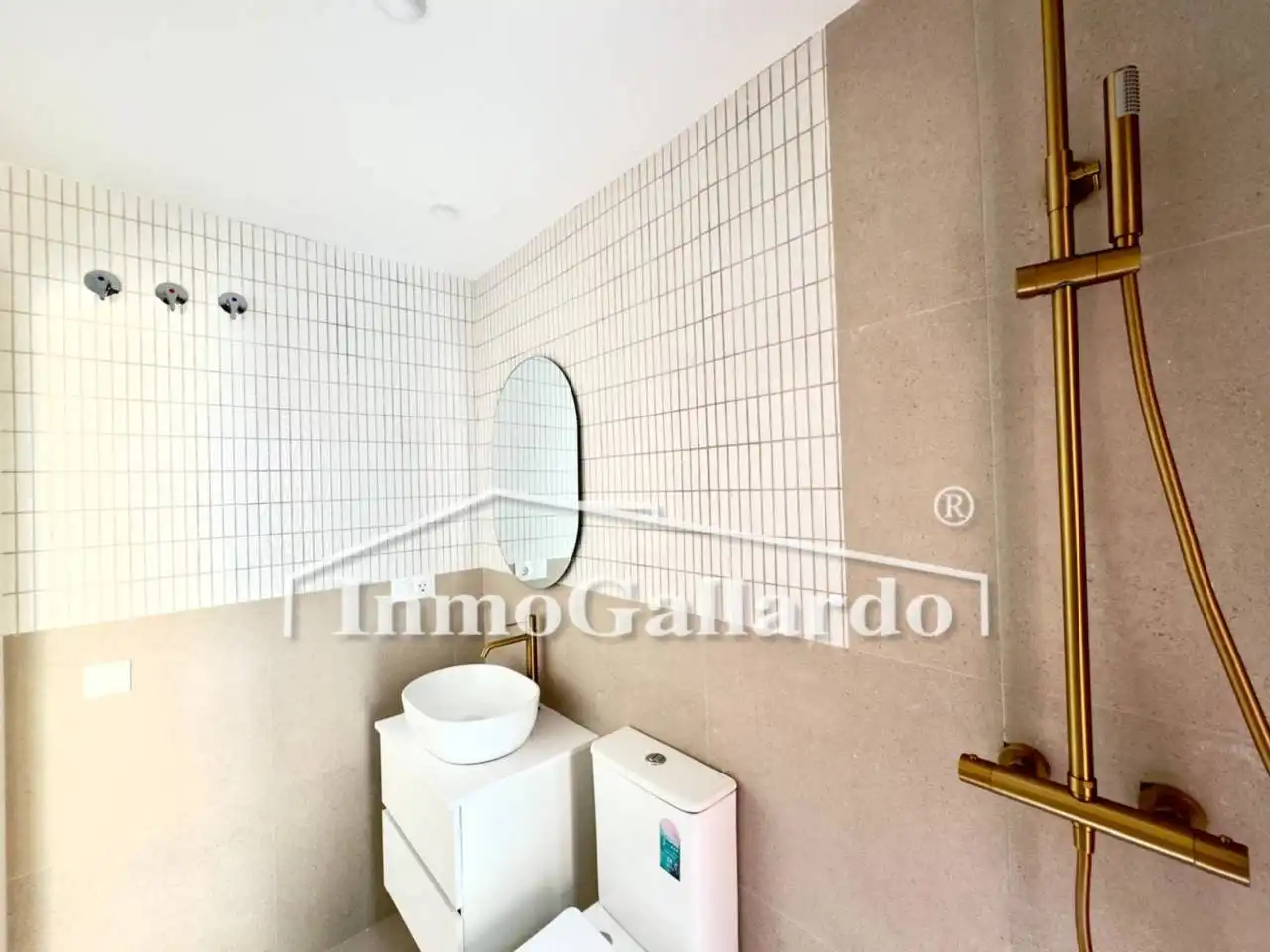 Baño de Edificio en venta en Málaga