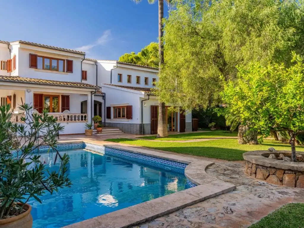 Casa en venta en Calle Romani