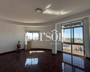 Bedroom of Flat to rent in Alzira