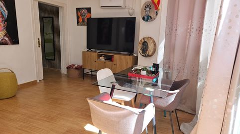 Foto 2 de Piso en venta en Avinguda Benito Perez Galdos, Ensanche - Diputación, Alicante / Alacant