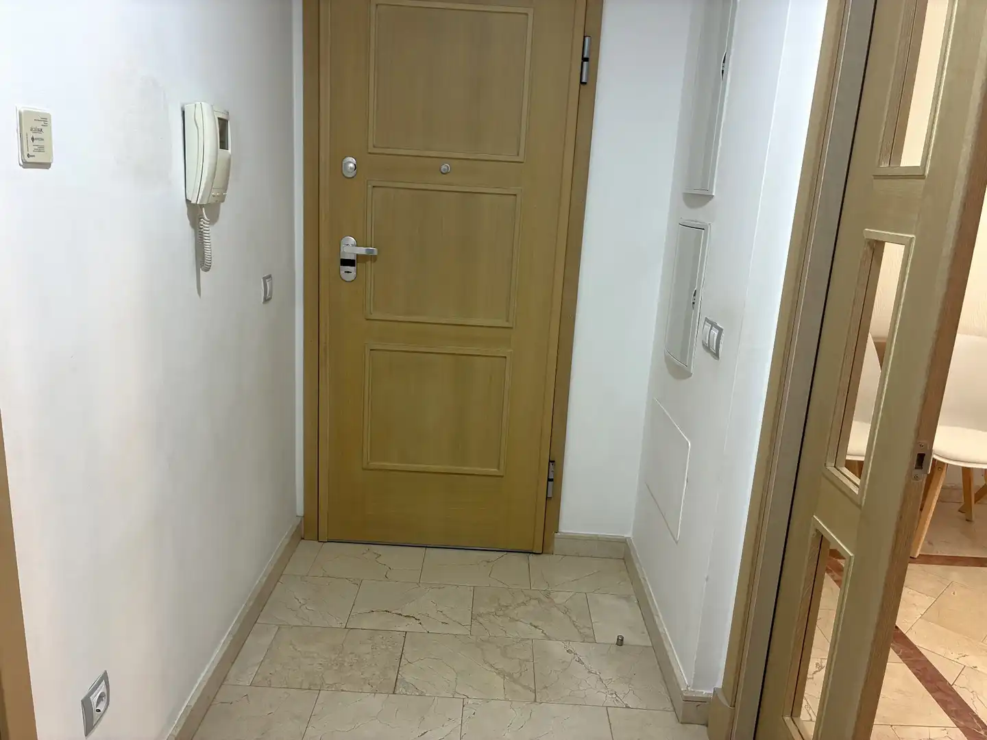 Wohnung zum Verkauf in Los Barrios mit Terrasse und Gemeinschaftspool