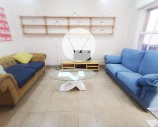 Living room of Flat to rent in Salamanca Capital  with Heating, Terrace and Furnished