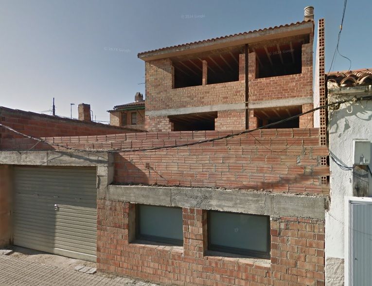 Building for sale in C/ Sant Julia , Gironella