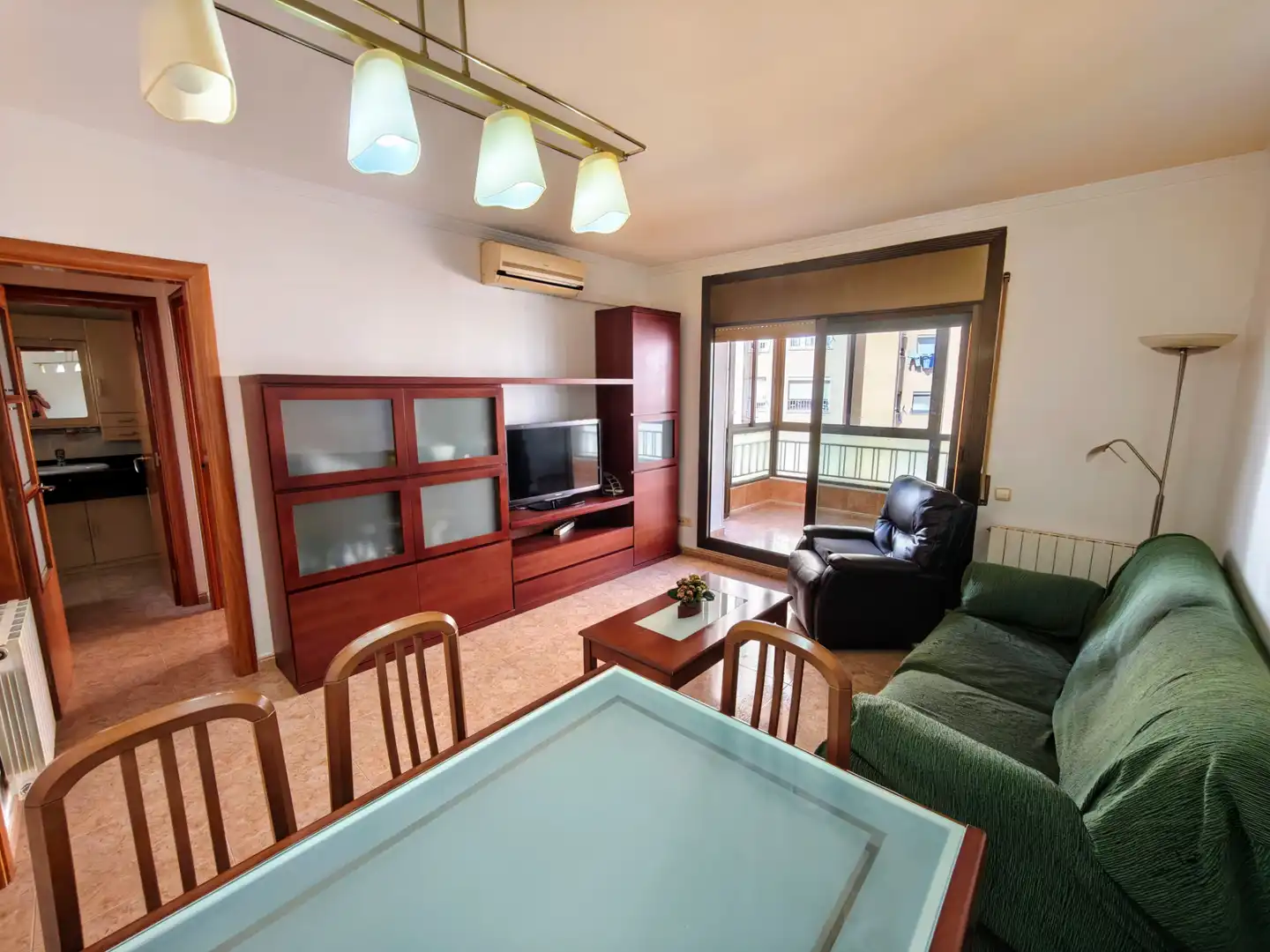 Sala d'estar de Àtic en venda en Centre - Sant Josep - Sanfeliu