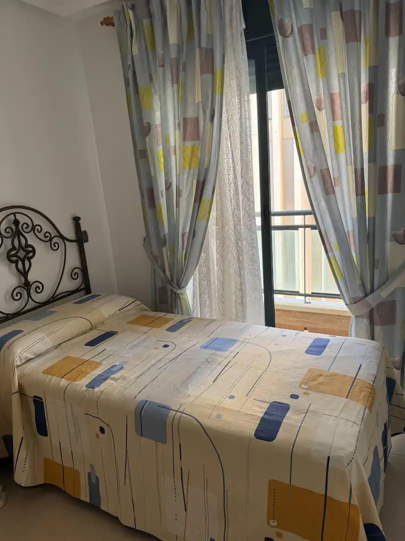 Habitación de Apartamento en venta en Guardamar del Segura con Aire acondicionado, Calefacción y Terraza