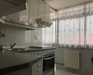 Kitchen of Flat for sale in  Madrid Capital  with Air Conditioner, Heating and Parquet flooring