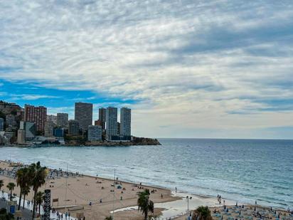 Dormitori de Pis en venda en Benidorm amb Terrassa i Moblat