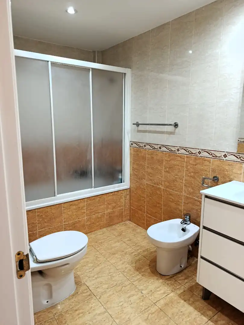 Baño de Casa adosada en venta en Oropesa del Mar / Orpesa con Aire acondicionado, Terraza y Amueblado