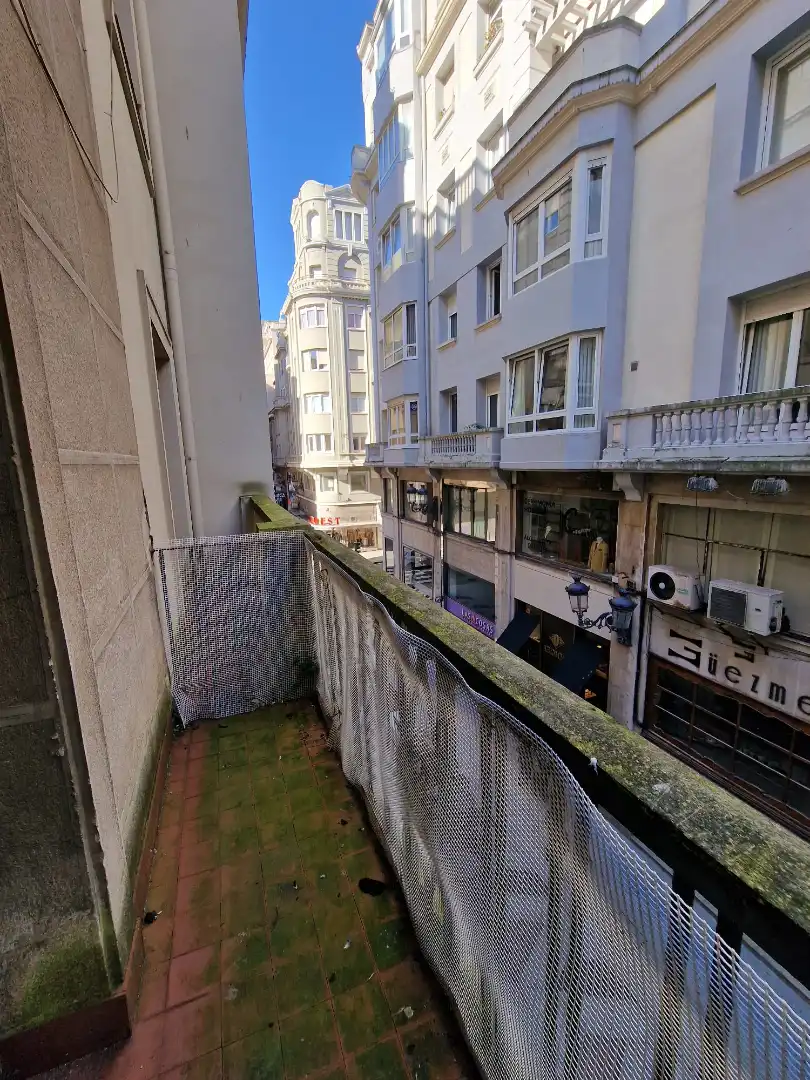 Piso en venta en Calle Calvo Sotelo, Centro - Ayuntamiento