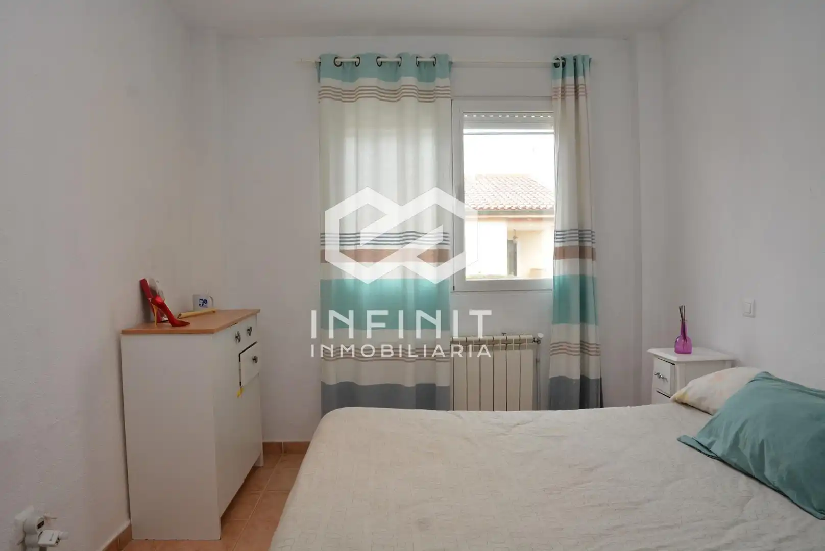 Bedroom of Houses for sale in Yebes  with Air Conditioner, Heating and Private garden