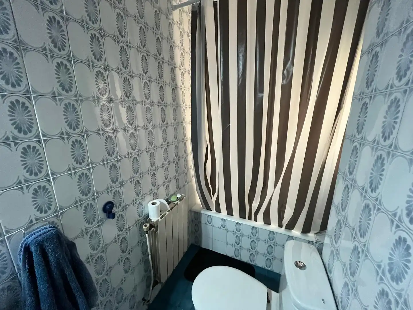 Baño de Piso en venta en Monzón con Calefacción y Balcón